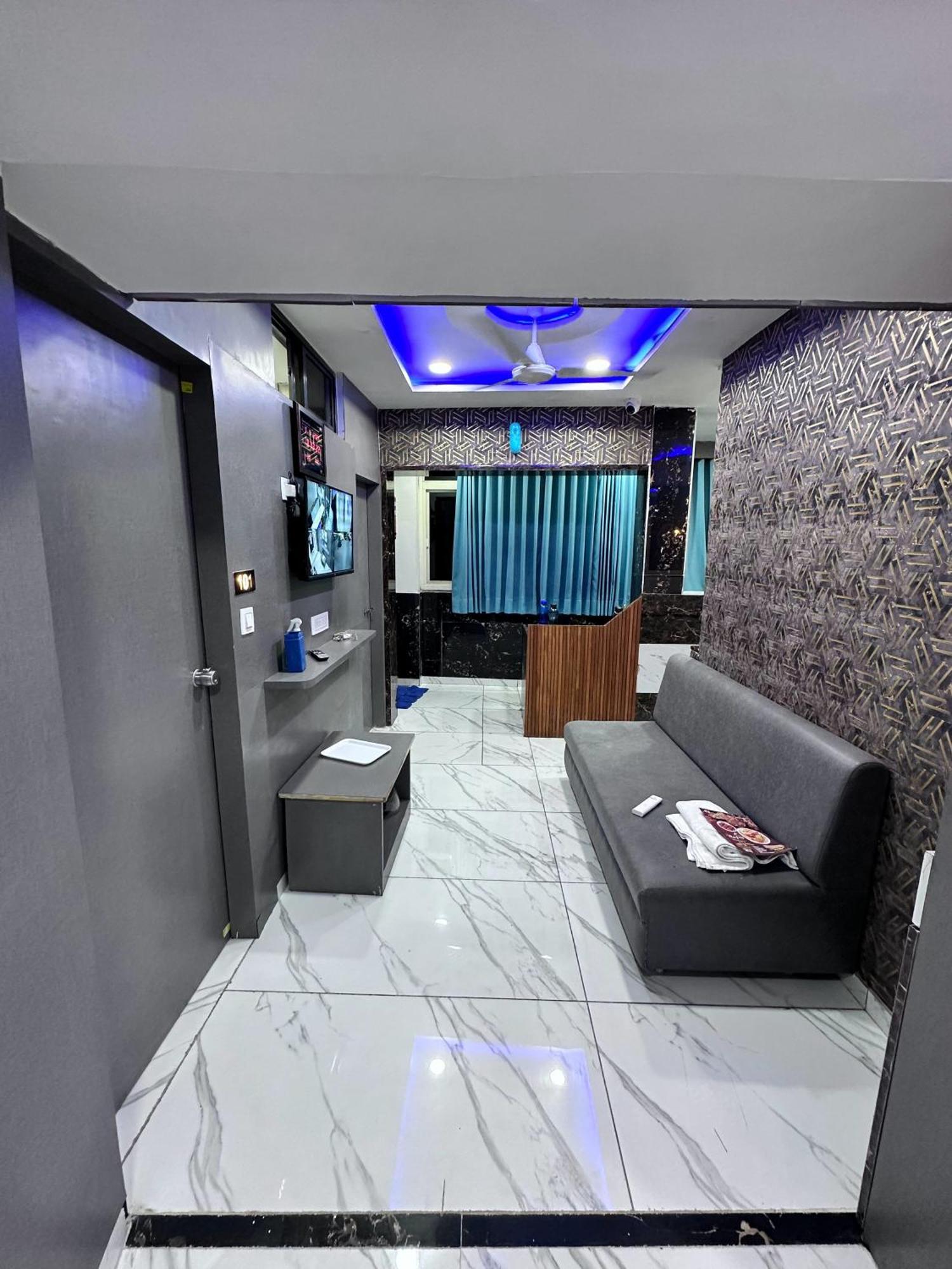 Hotel The Pacific Ahmedabad Airport المظهر الخارجي الصورة