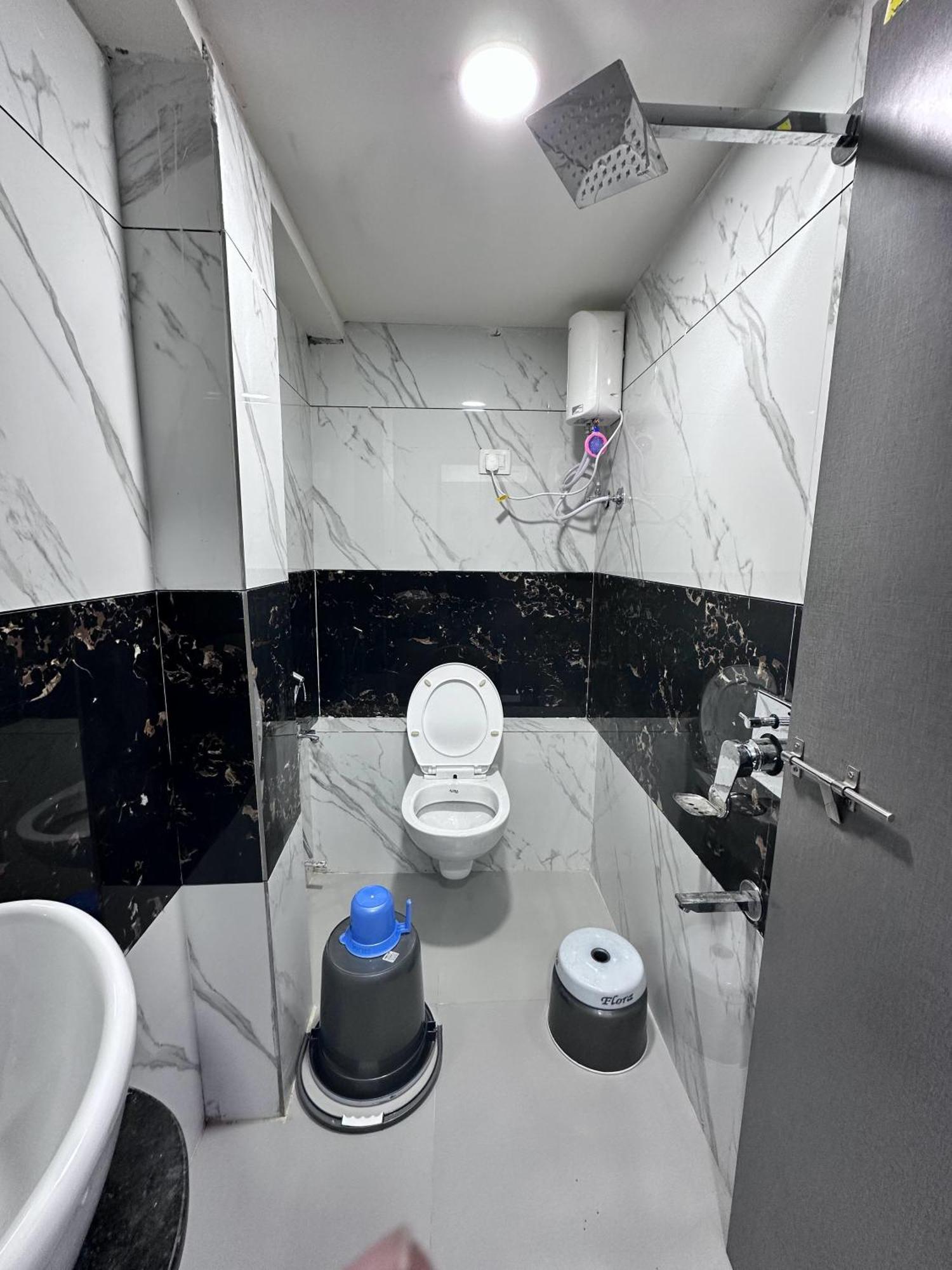 Hotel The Pacific Ahmedabad Airport المظهر الخارجي الصورة