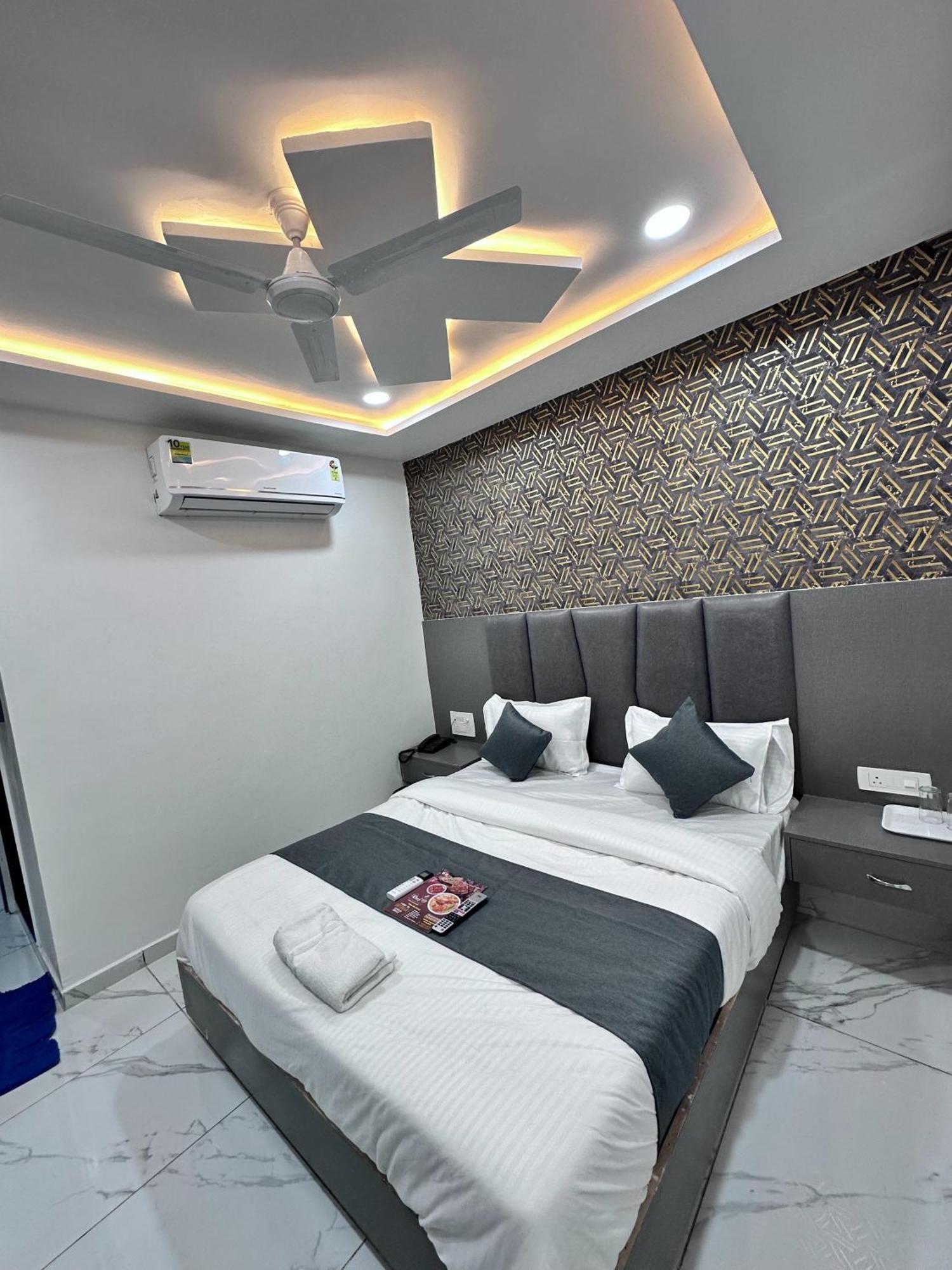 Hotel The Pacific Ahmedabad Airport المظهر الخارجي الصورة