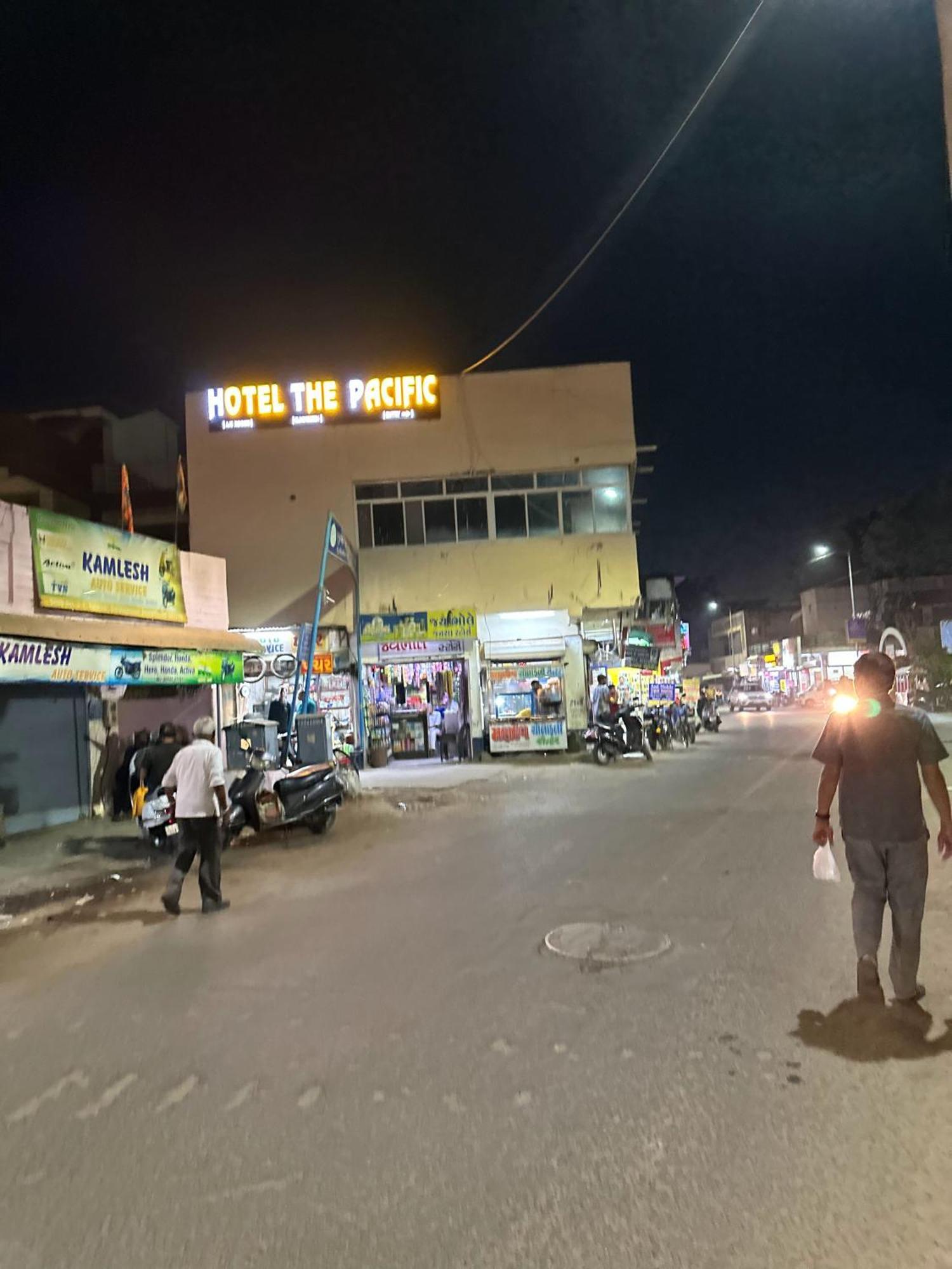 Hotel The Pacific Ahmedabad Airport المظهر الخارجي الصورة