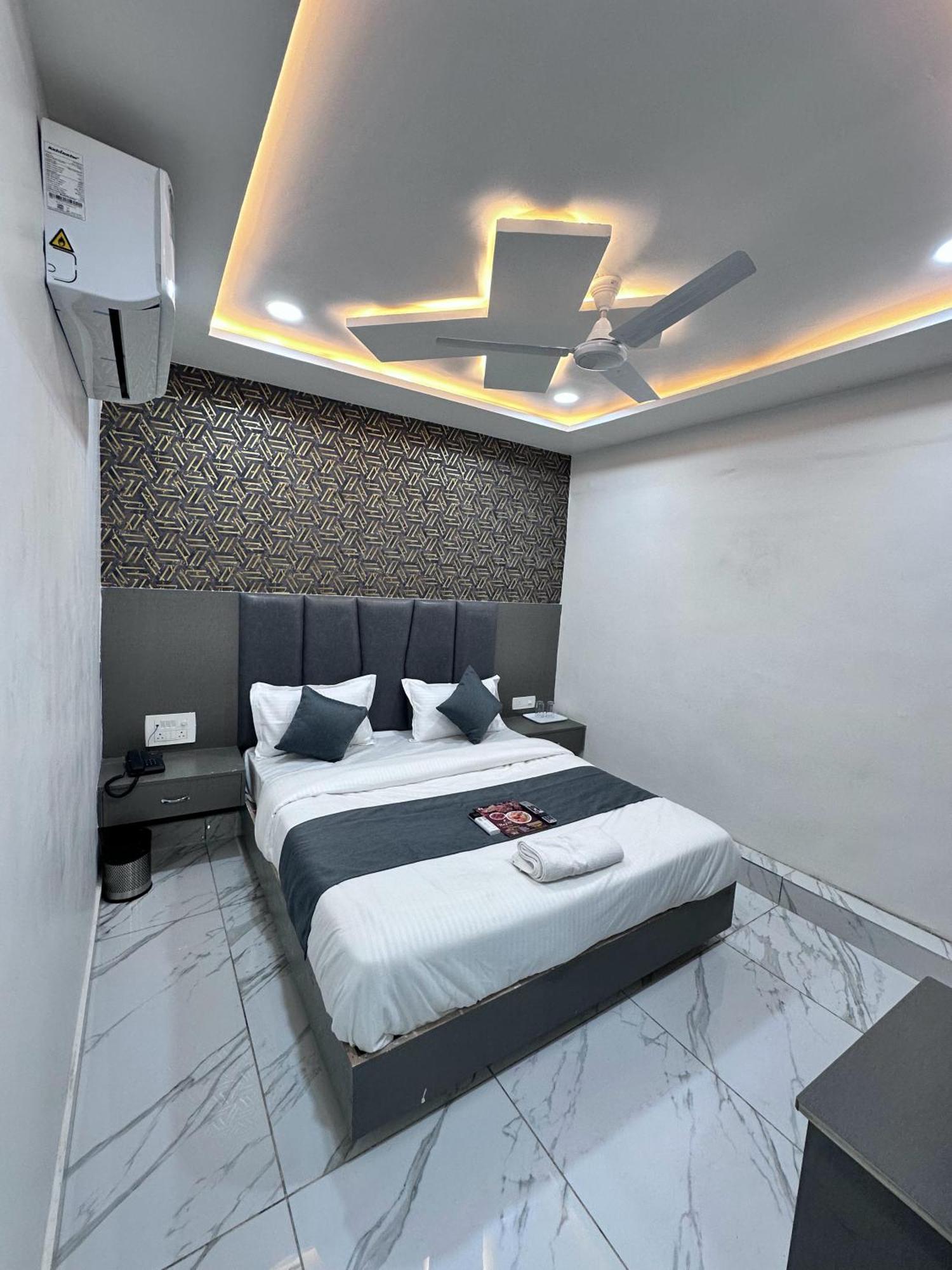 Hotel The Pacific Ahmedabad Airport المظهر الخارجي الصورة